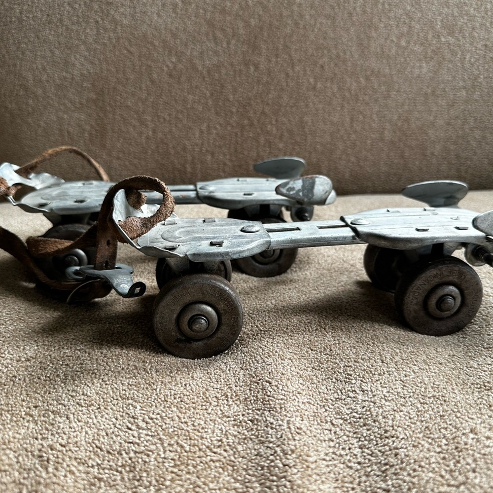 Classic Silver Adjustable Roller Skates